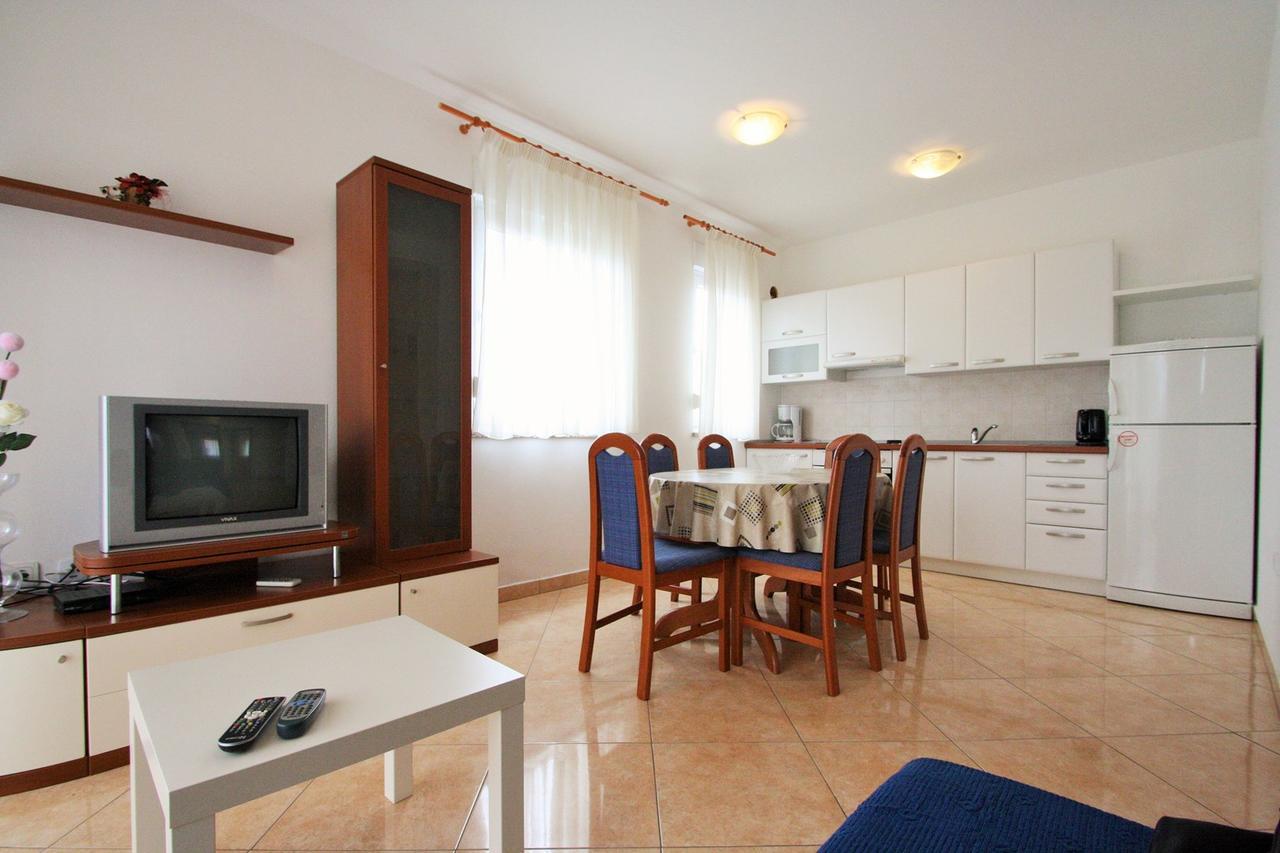 Apartment Bilic With Balcony Poreč Exteriér fotografie