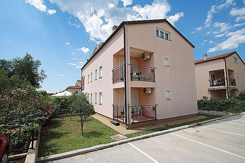 Apartment Bilic With Balcony Poreč Exteriér fotografie